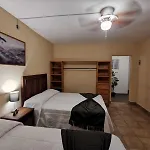Hotel Jardin Del Cantador
