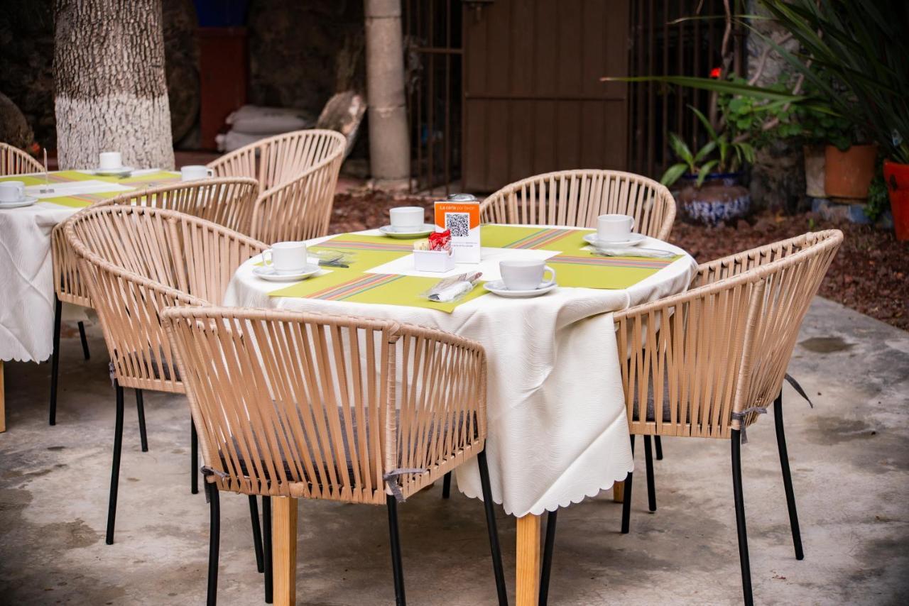 Hacienda De Cobos Hotel *