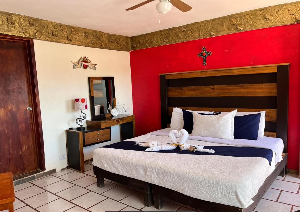 Casona De Aves Hotel *