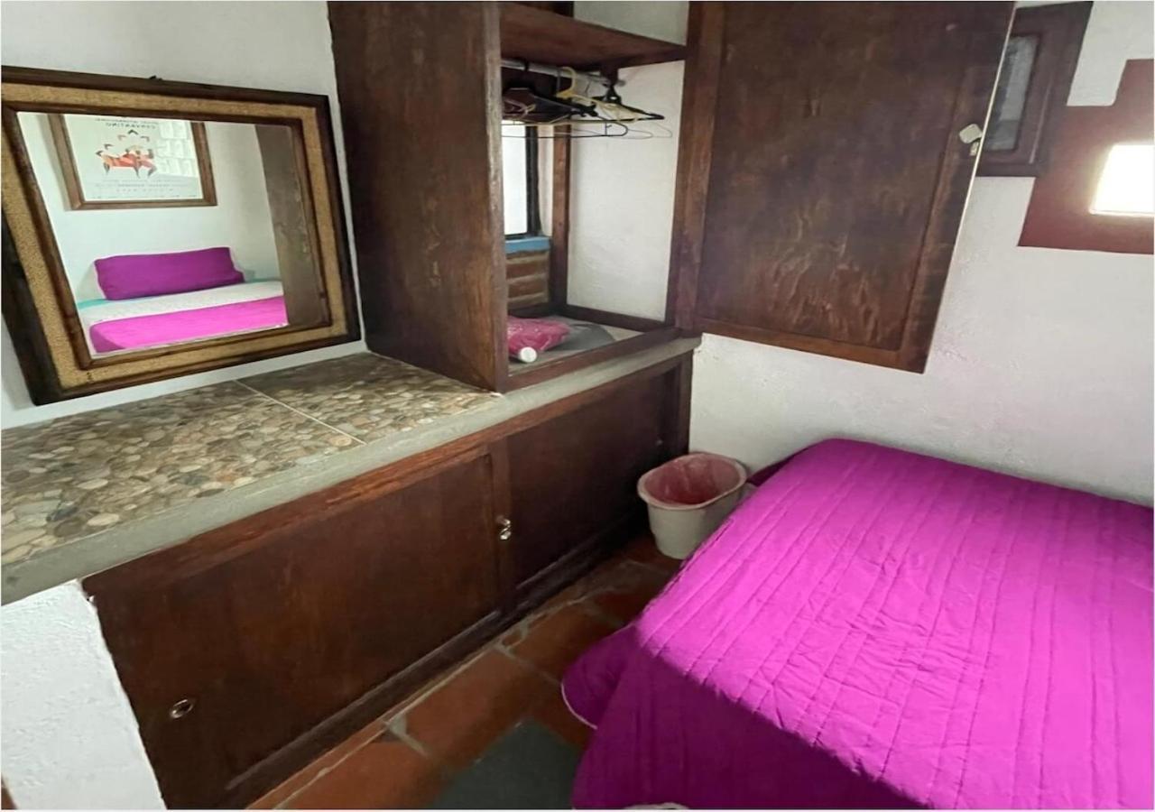 Casa De Dante Hostel