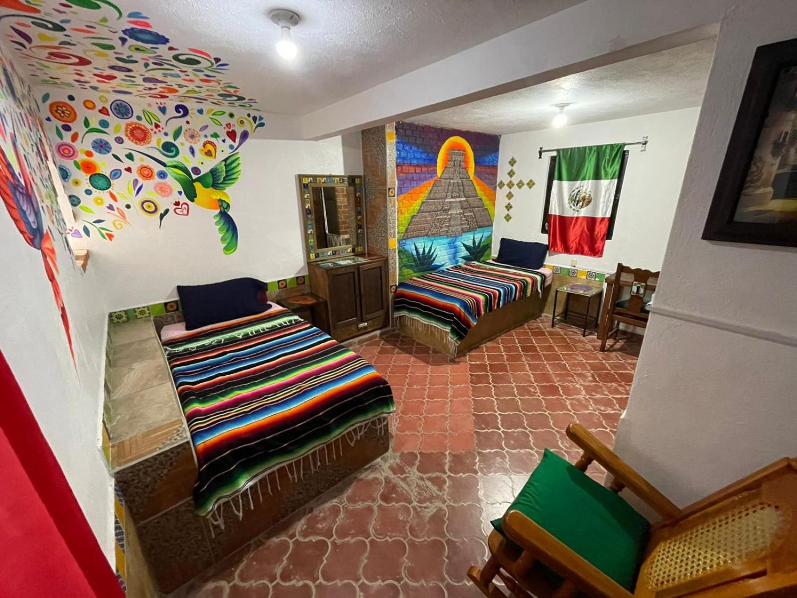 Casa De Dante Hostel