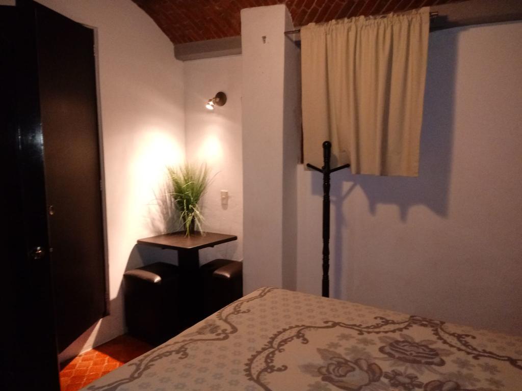 Rincon De Angeles Hotel