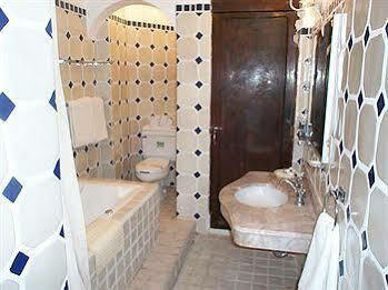 Santa Fe Hotel