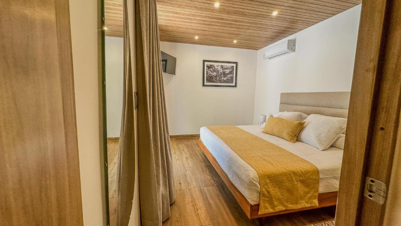 Antigua Guesthaus